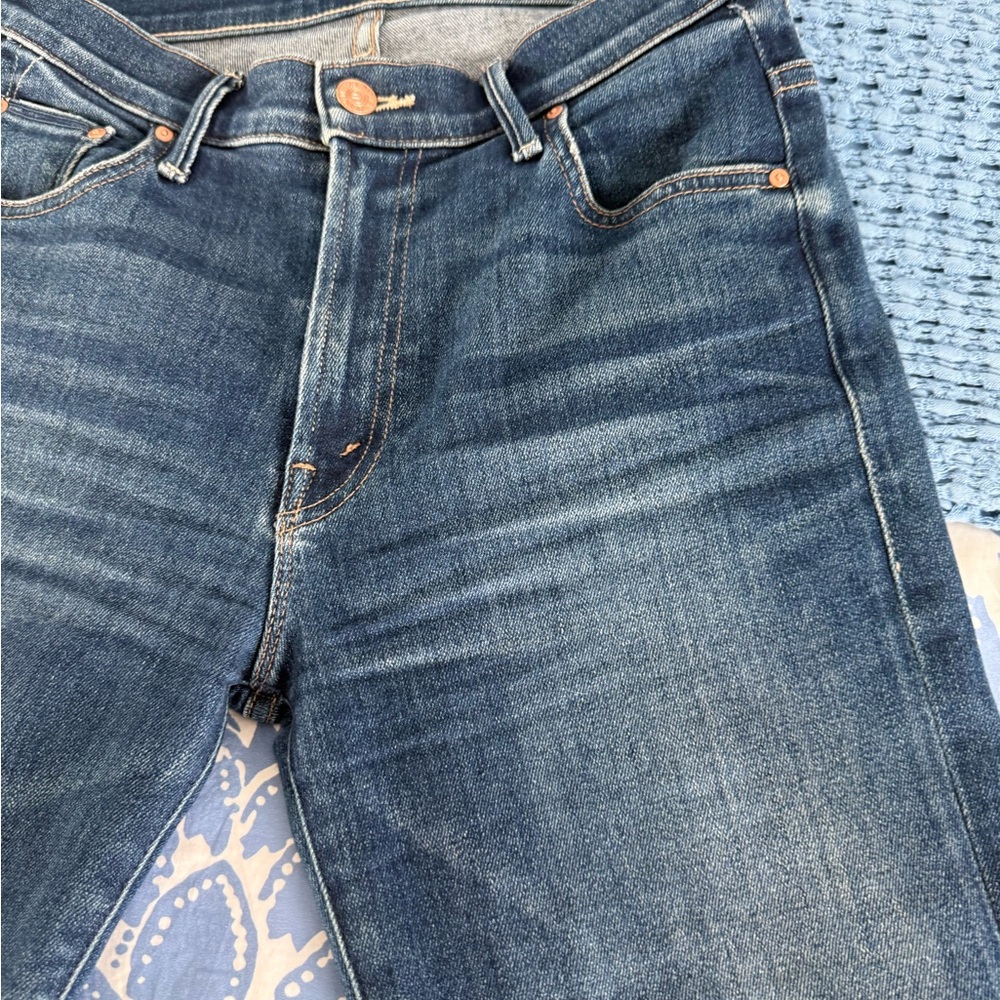 MOTHER Women's Dark Wash Ankle Cropped Jeans - Indigo - Picture 5 of 14